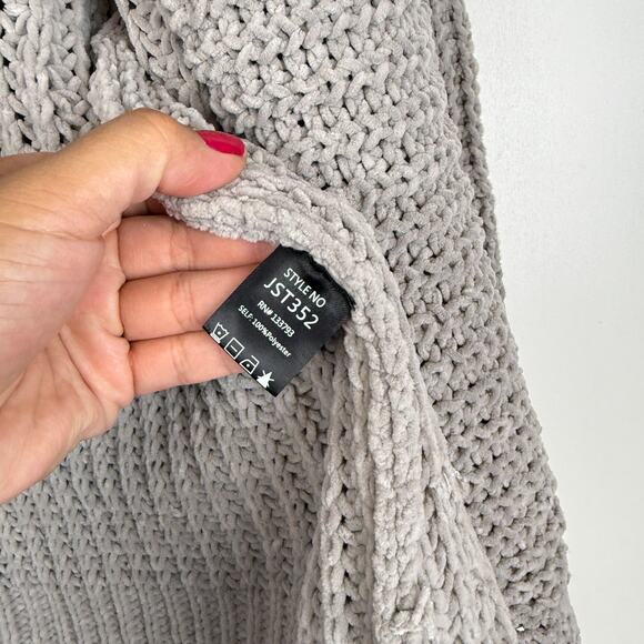 NWOT VICI Thick Chenille Open Cardigan Sweater Gray Soft - Size S - Picture 5 of 8